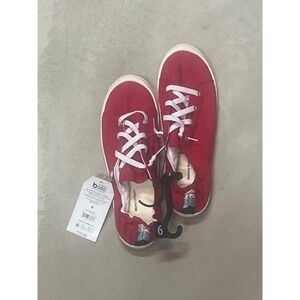 Time and Tru Womens Red Scrunchback Canvas Sneakers Memory Foam Size 9 NEW
